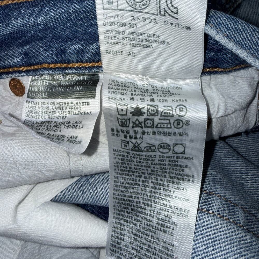 Levi’s Women’s High Rise Distressed Jeans Size 29 - Picture 7 of 7